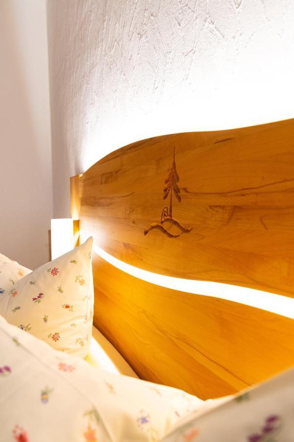 Rennsteighotel Gruener Baum Schmiedefeld am Rennsteig Dış mekan fotoğraf